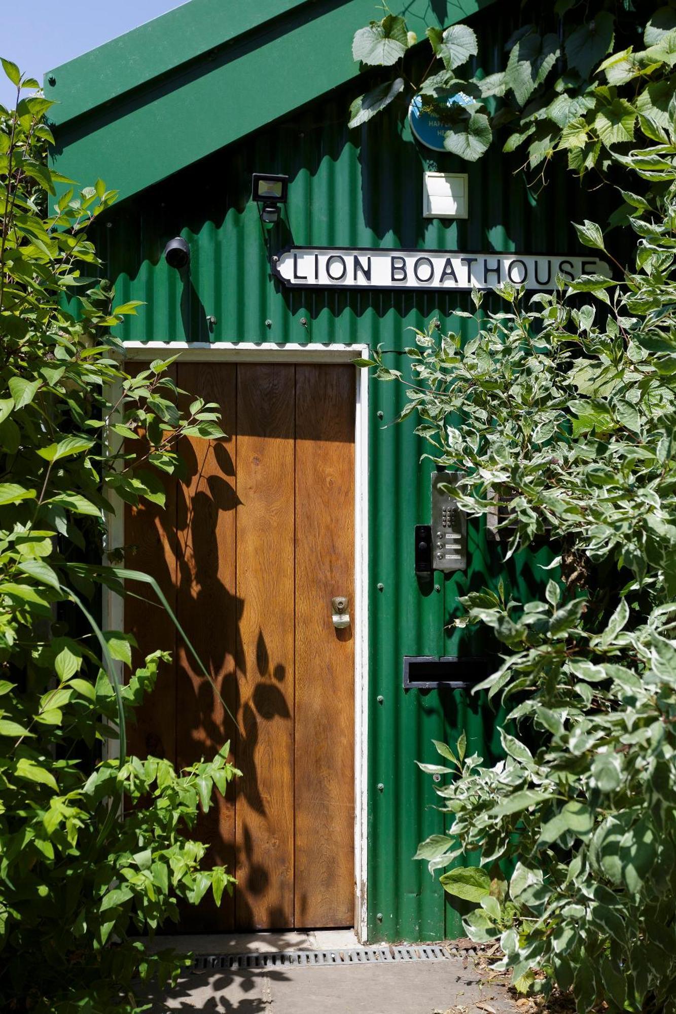 Eel Pie Retreat *